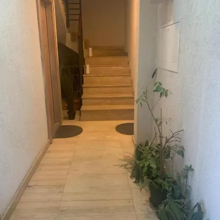 Hugo Luxury Brand New 2 Bedrooms In The Center * 克拉奥华